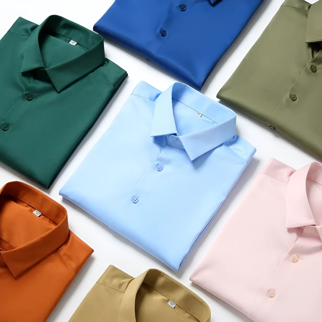 Men's solid colour long-sleeved shirt with a loose fit, made from an elastic silk non-ironing fabric.