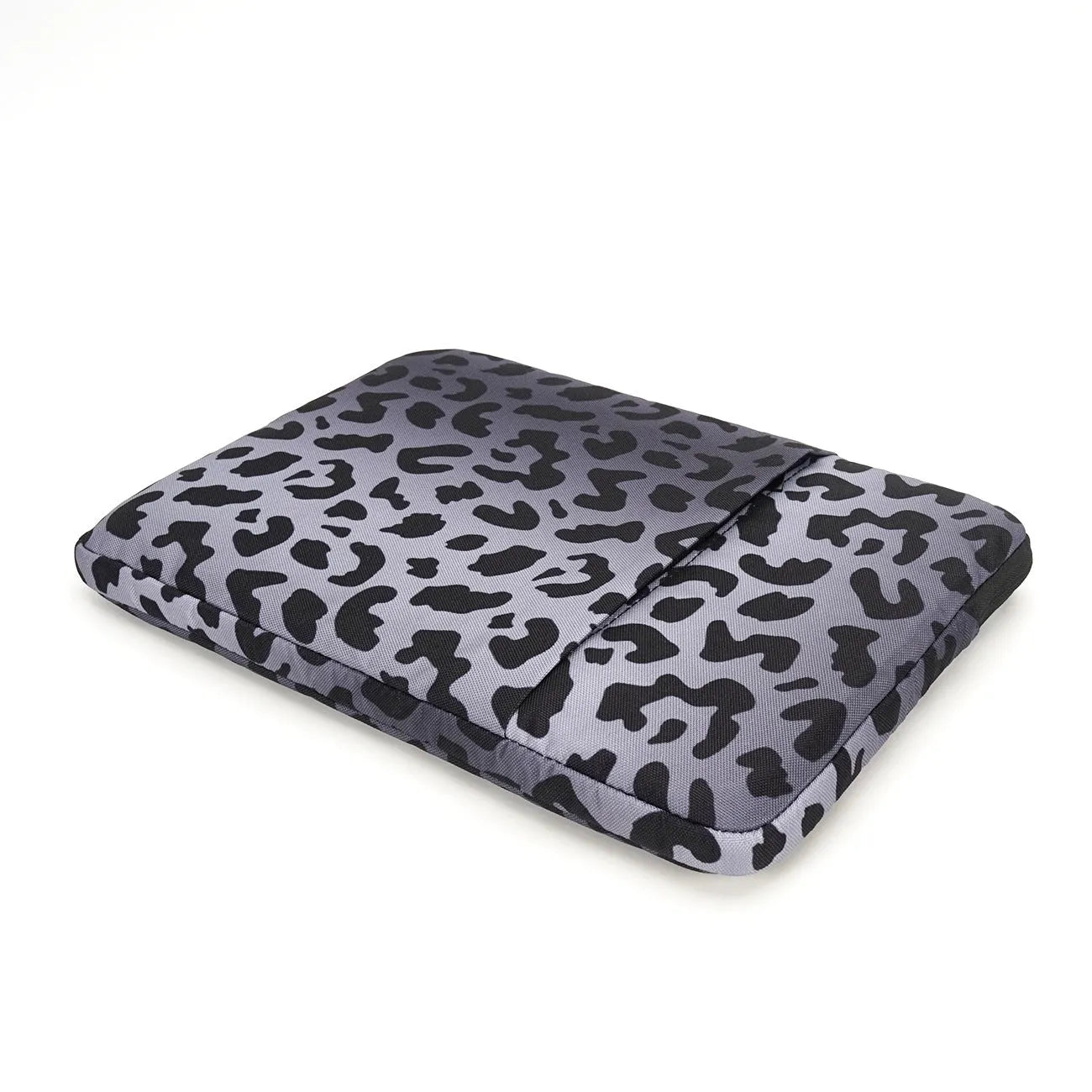 Leopard print laptop sleeve for 13-inch to 16-inch laptops with anti-shock protection.