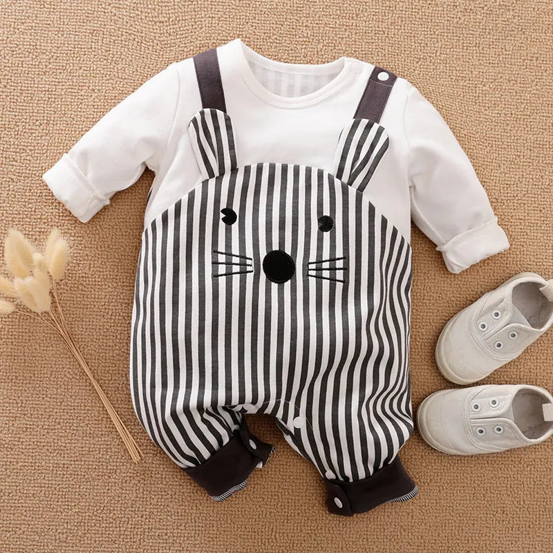 White cotton baby suit pullover Korean style long climbing on a baby
