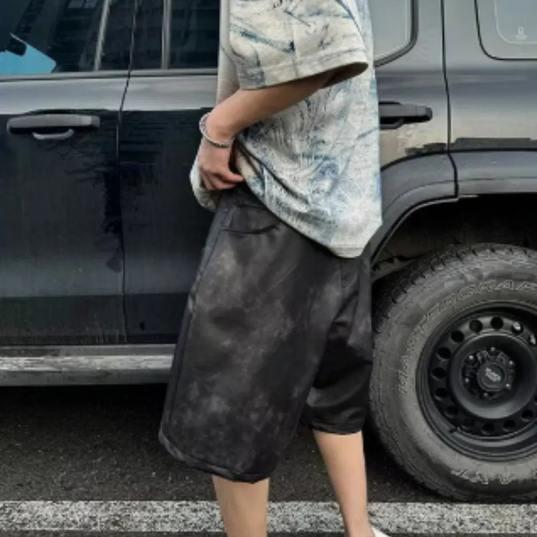 Korean style loose fit t-shirt with aging dirty printing design in solid colour