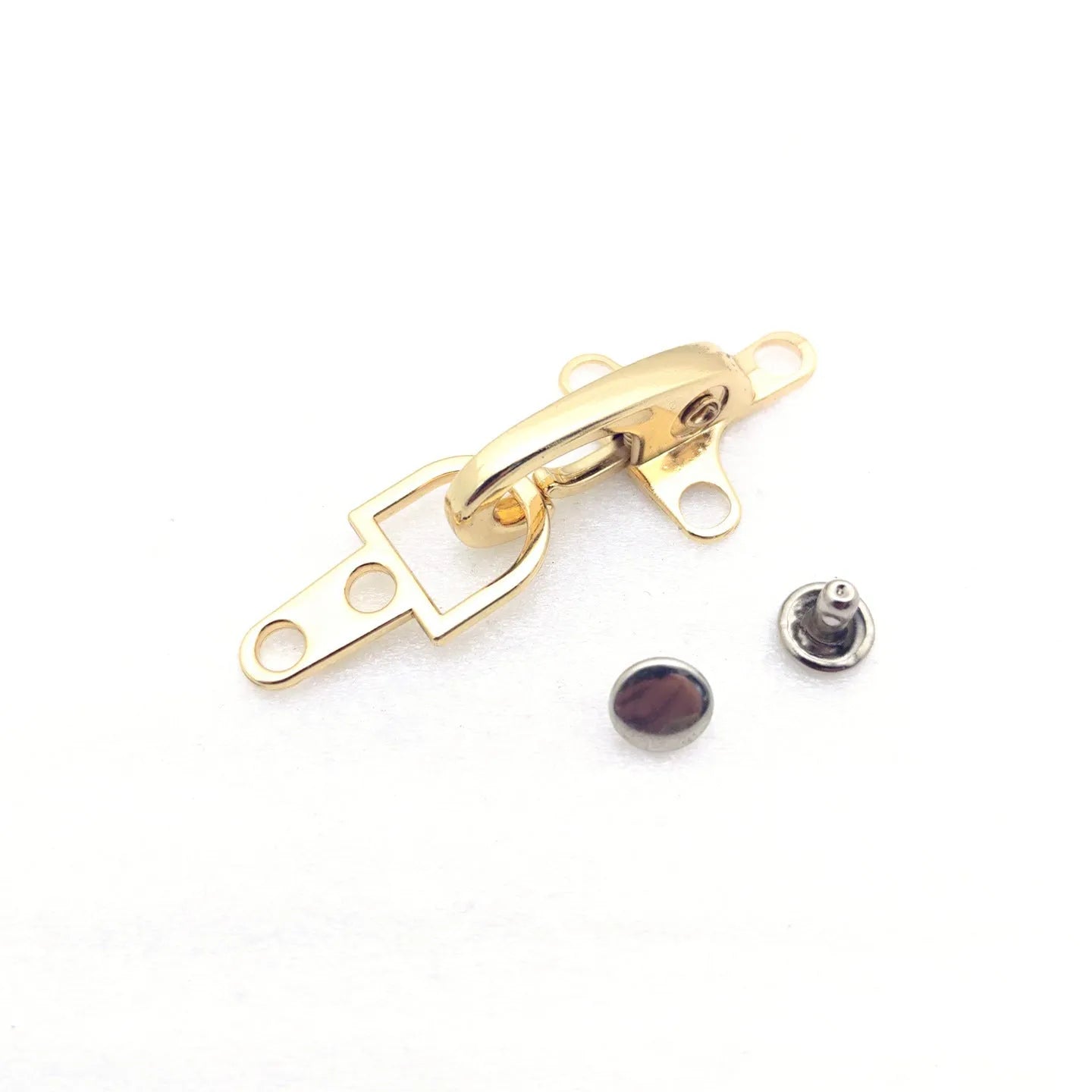 Aircraft-shaped zinc alloy hanging buckle in 5.85cm button size with metal finish options