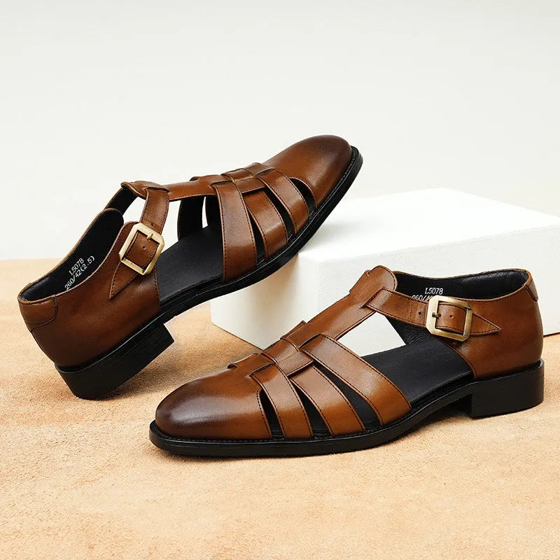 Men's genuine leather retro sandals in brown with a breathable pigskin lining and rubber sole.