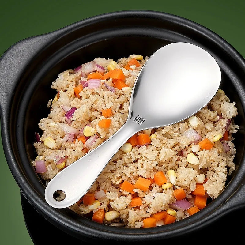 304 stainless steel meal spoon with simple design and polished surface