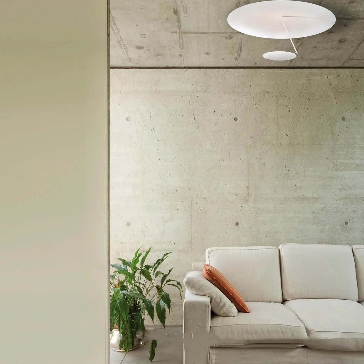 White and white gold 50cm diameter iron ceiling lamp with warm LED light.