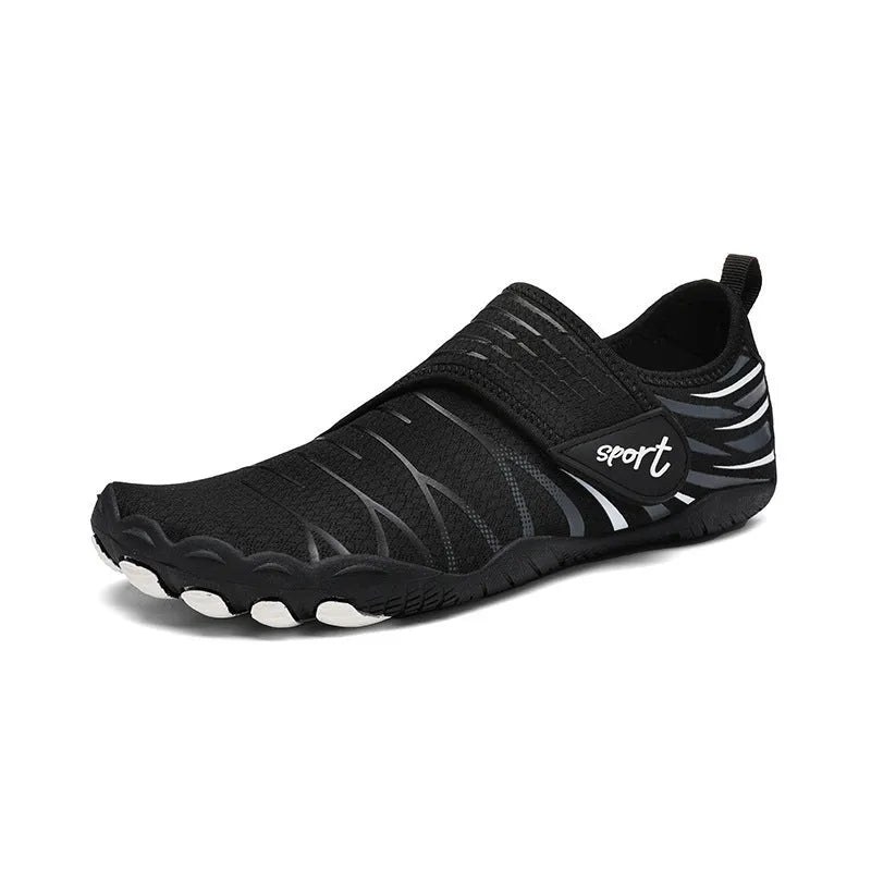 Unisex outdoor wading shoes with mesh upper, rubber sole, Velcro closure, low-top design