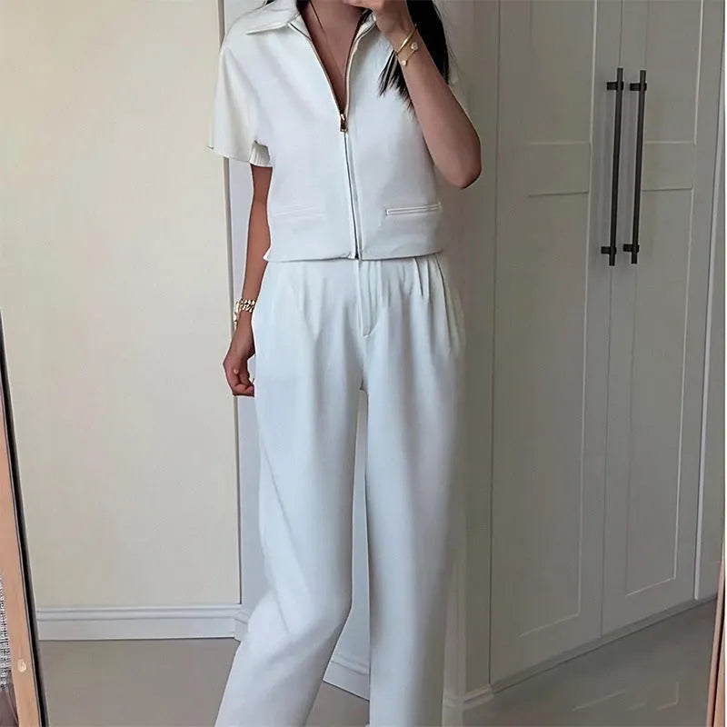 Women's loose fit casual top in polyester with short sleeves