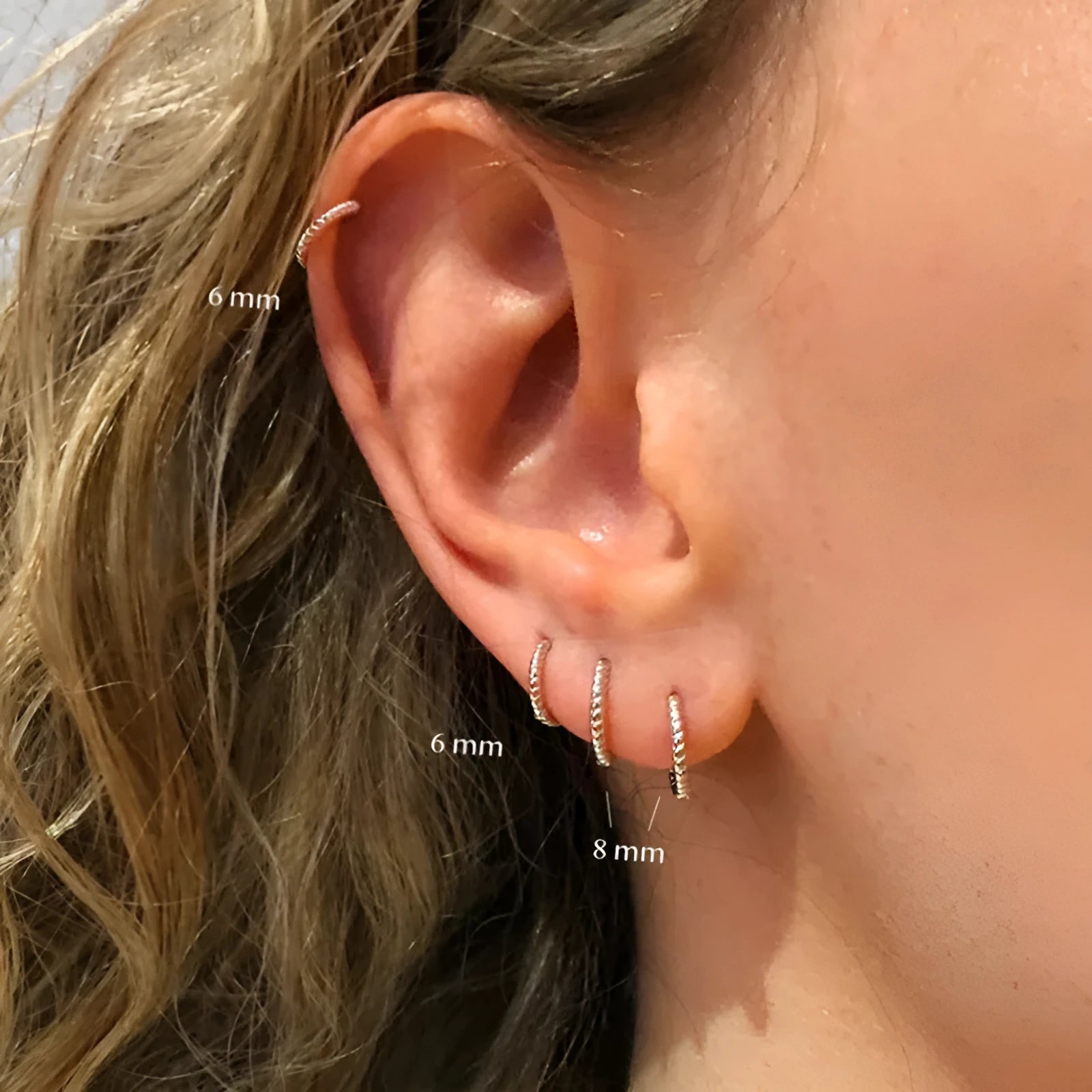 Sterling silver twisted string round ring earrings in golden or white gold finish