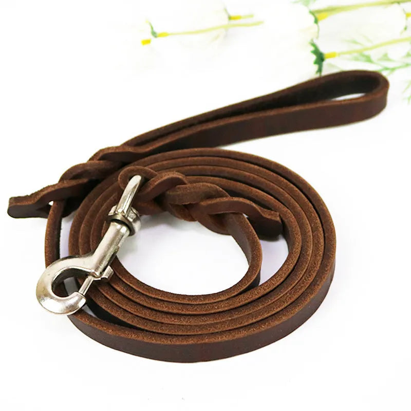 Thickened cowhide leather dog walking rope in light brown colour with hand-held loop