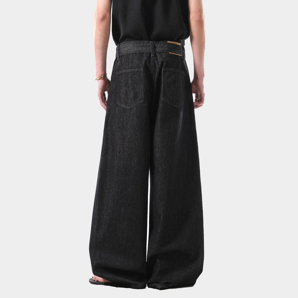 Black high waist straight leg jeans with zip fly in American retro style