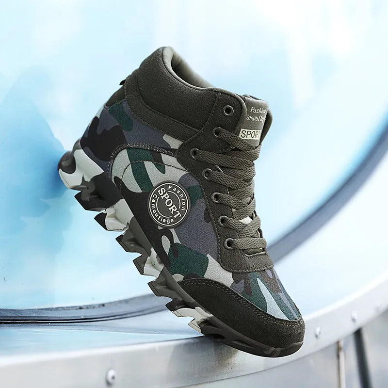 Green camouflage canvas women's sneakers with rubber sole showing size range 35-42