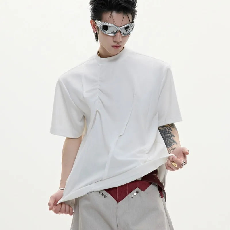 Men's pleated cotton T-shirt in loose fit with round neck and short sleeves