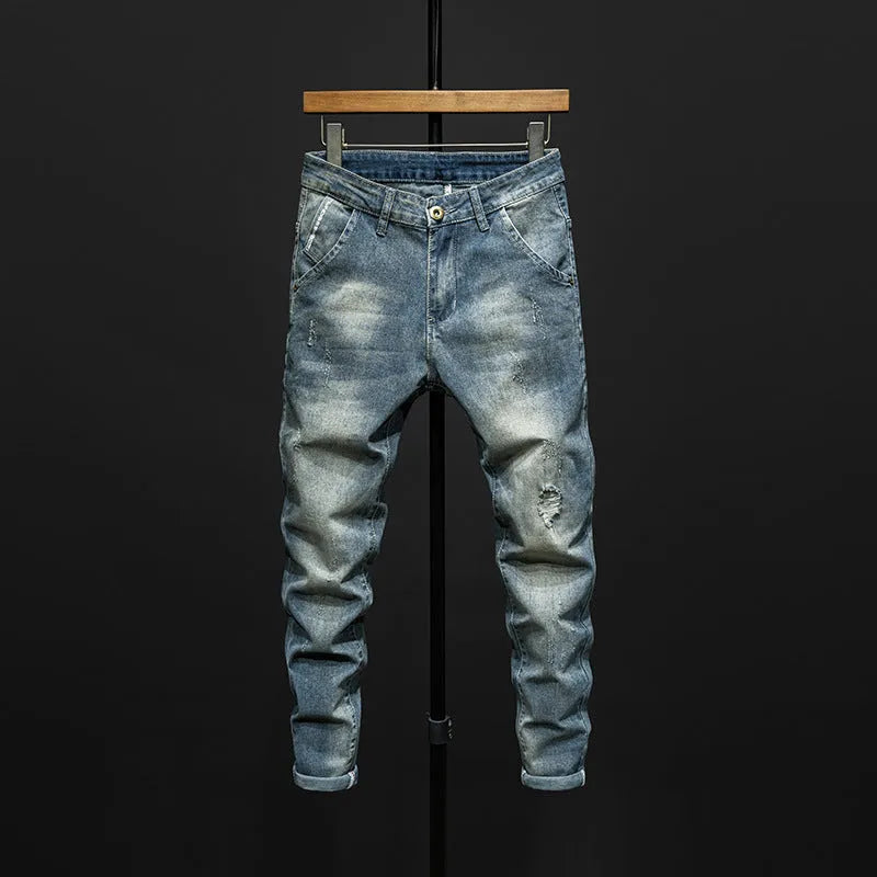Men's slim-fitting skinny jeans in dark blue denim with micro elastic construction
