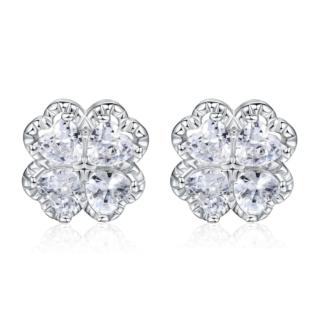 Pair of women's heart-shaped 925 silver earrings with four-leaf clover design and zircon stones.