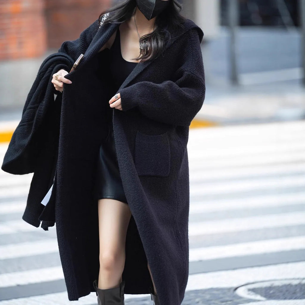 Long grey knitted cardigan hooded trench coat with loose fit and cashmere wool blend fabric
