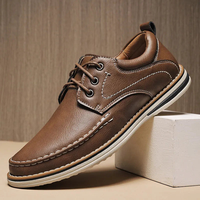 Men's black genuine leather casual shoes with round toe and lace-up front