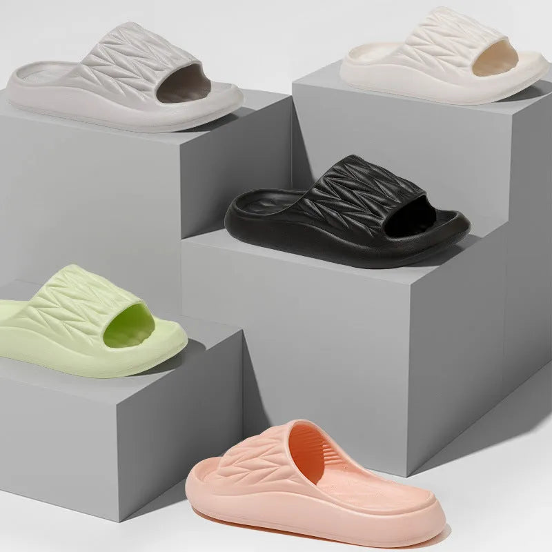 Leaf texture design EVA slippers for men and women in various colours on a non-slip sole.