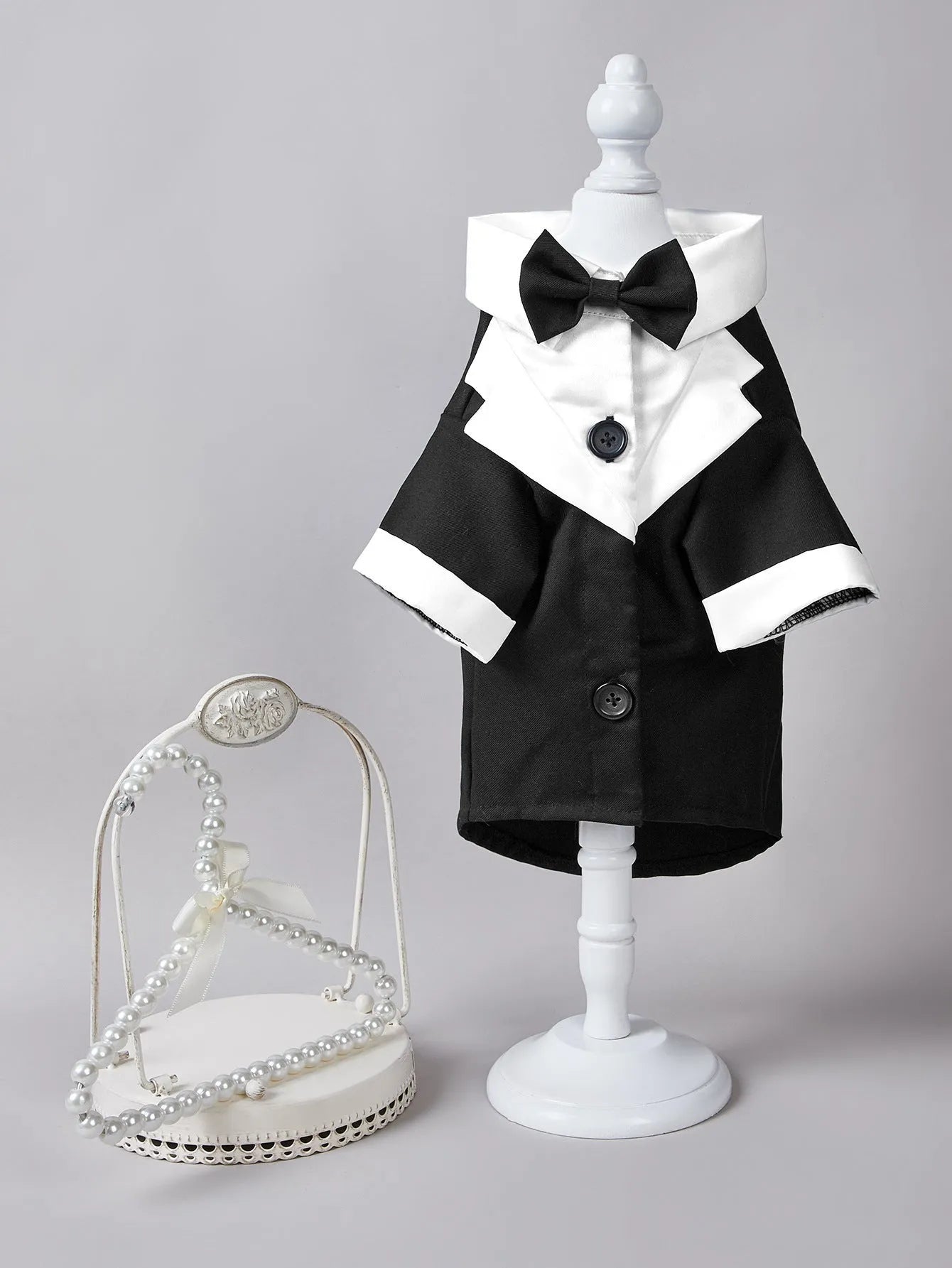 Chinese-style four-legged gentleman wedding suit for dogs in polyester fabric