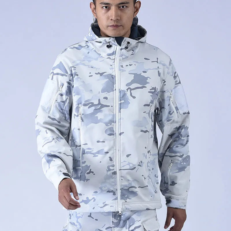 Snow camouflage waterproof fleece windbreaker with wool lining for winter outdoor wear