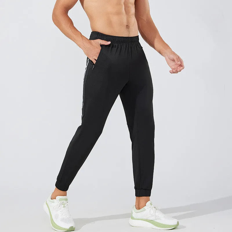 Men's black running trousers with mid waist and full length for exercise