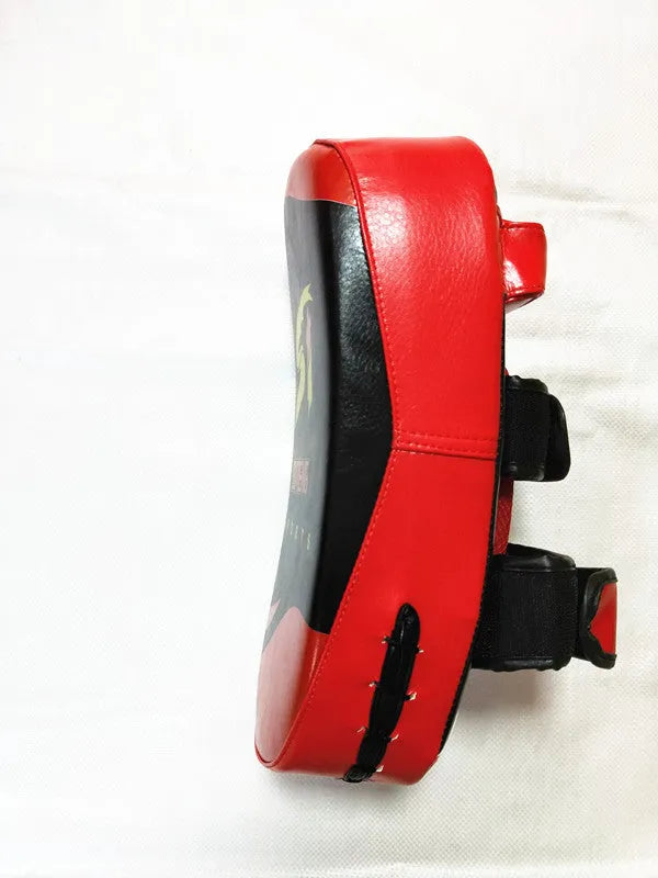 Black and red rectangular PU leather hand-held boxing Sanda training foot target pad.