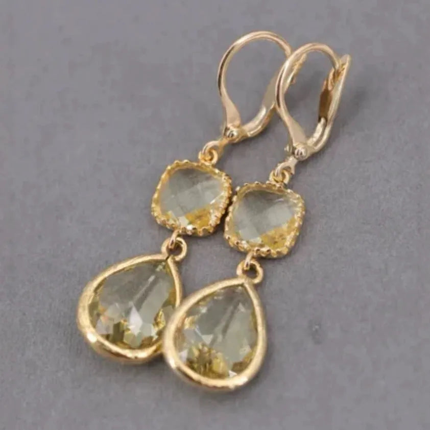 Gold geometric water droplet fringe earrings with retro design on copper base