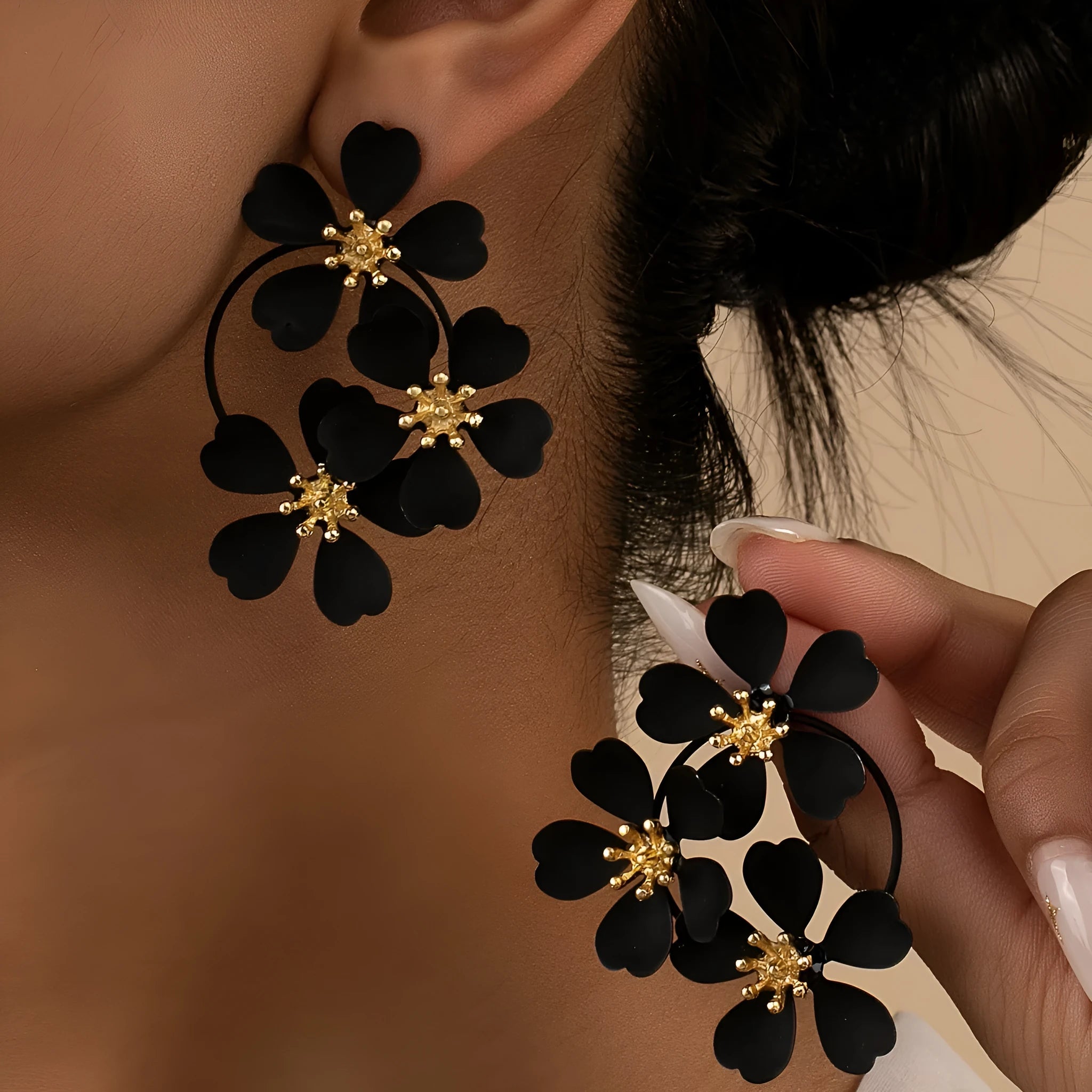 Retro flower-shaped earrings for women in black and white colour options