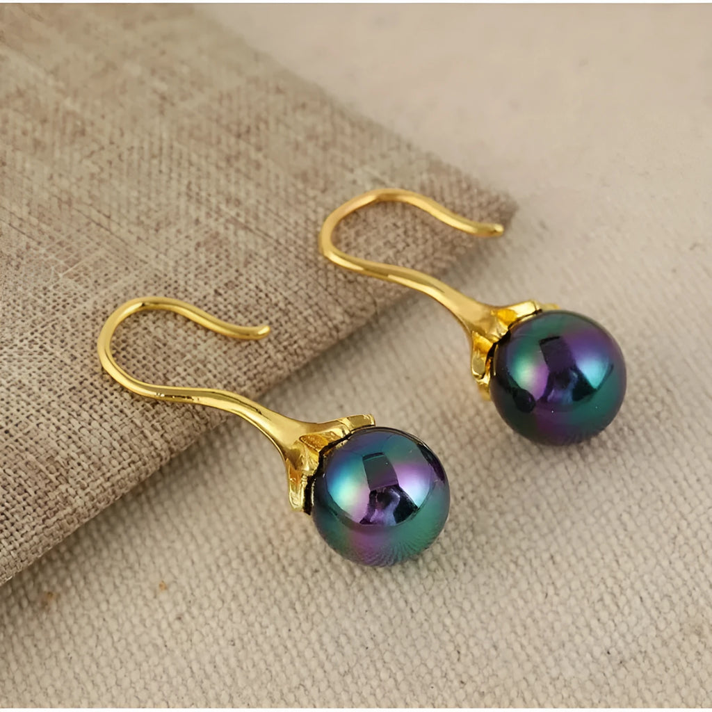 Gold electroplated retro fashion women's earrings with personalised creative design