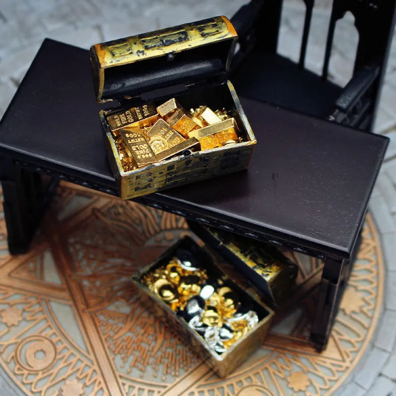 Alloy gold coin and gold bar miniature treasure ornaments for dollhouse displays.