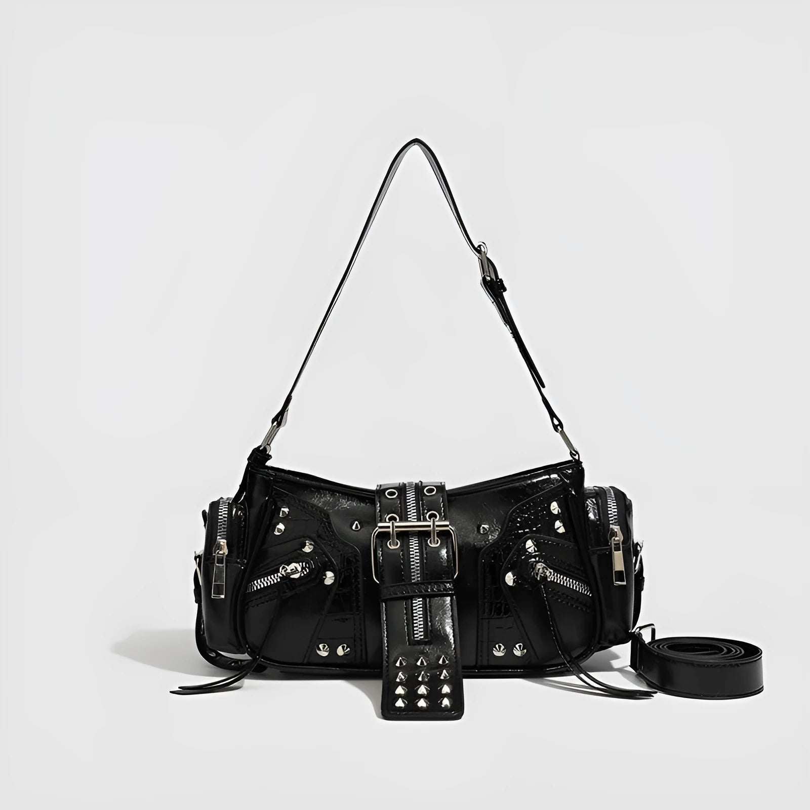 Black retro dumpling-shaped handbag with oil wax leather and multiple internal compartments