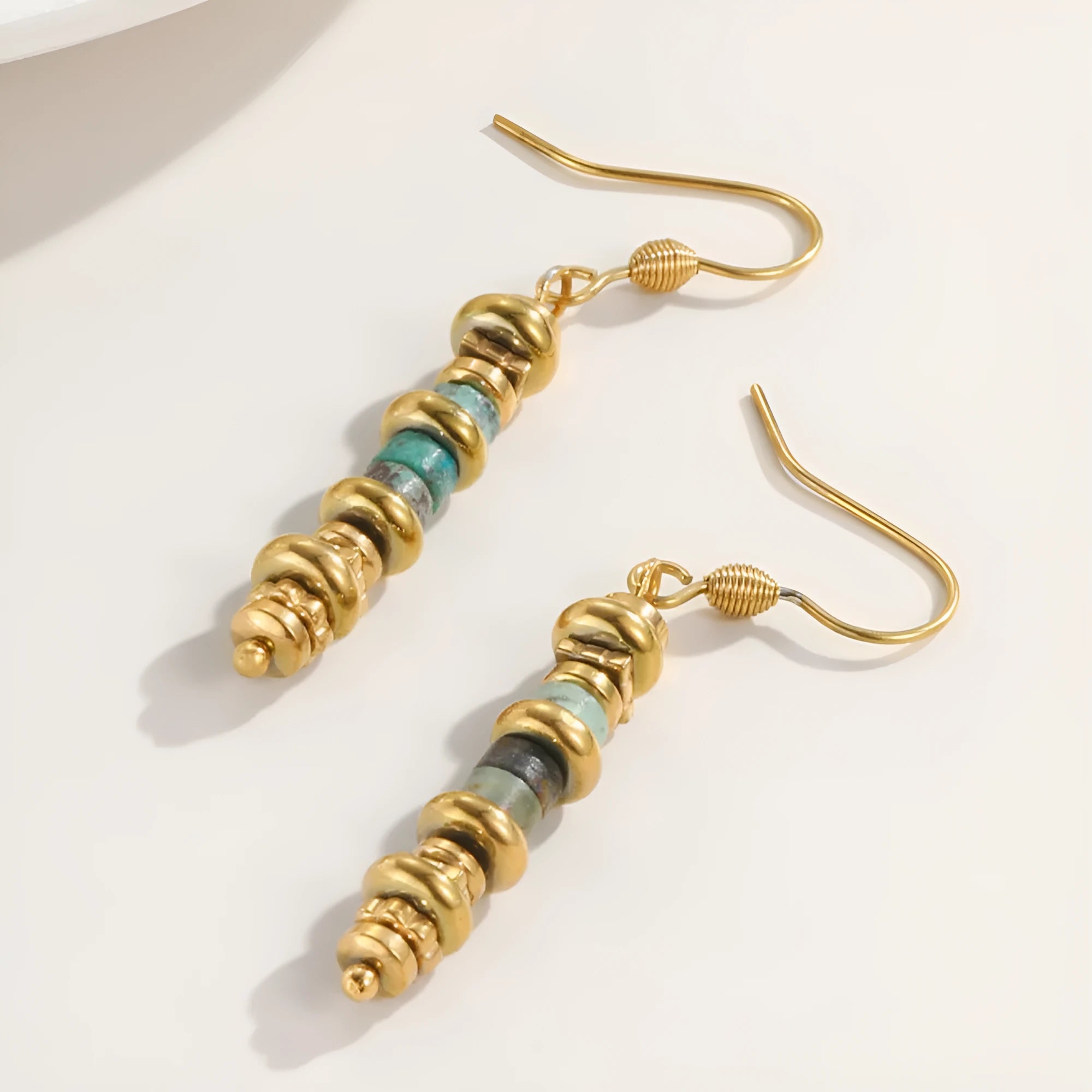 Geometry-shaped titanium steel dangle earrings with 18K gold-plating in SE22101520 colour
