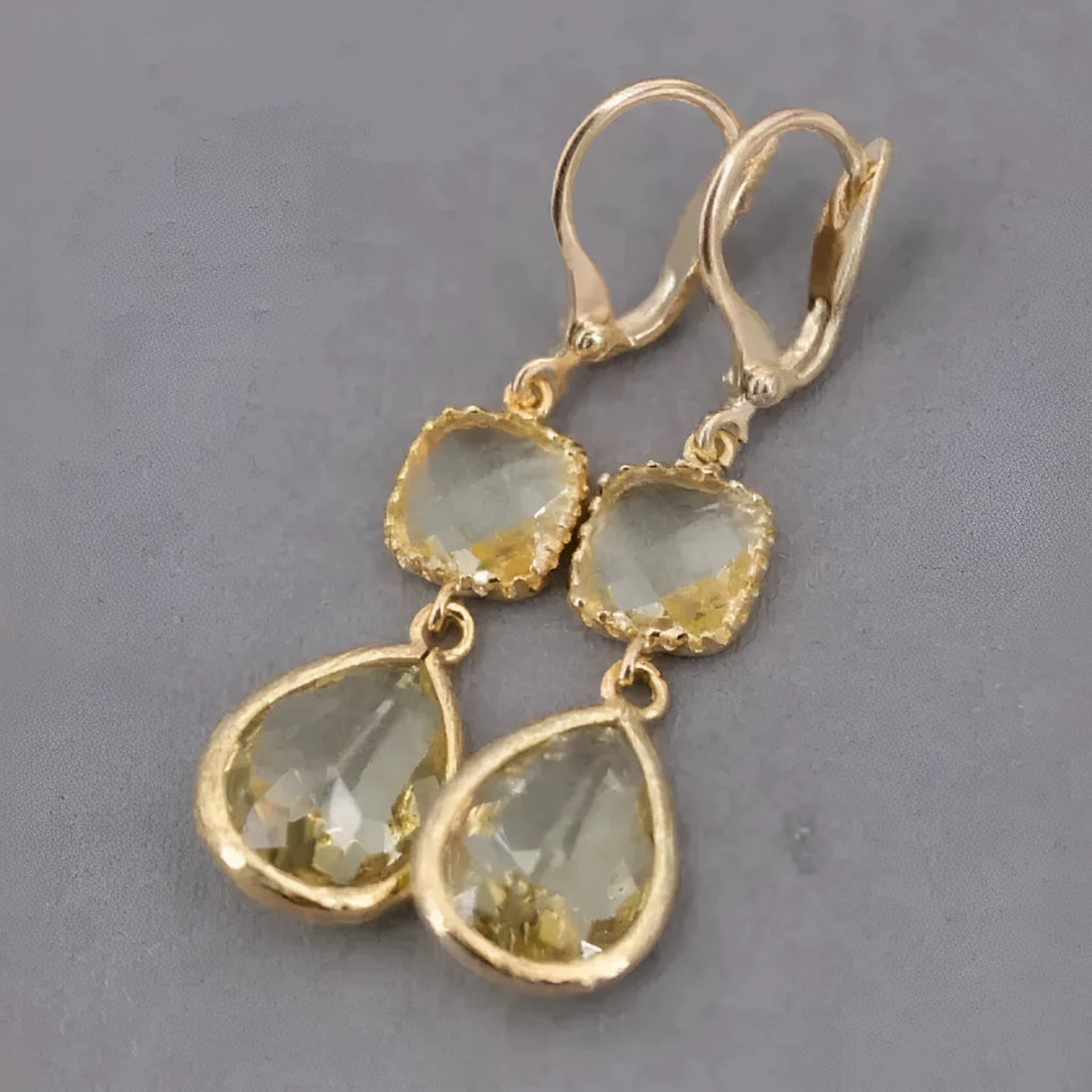 Gold geometric water droplet fringe earrings with retro design on copper base