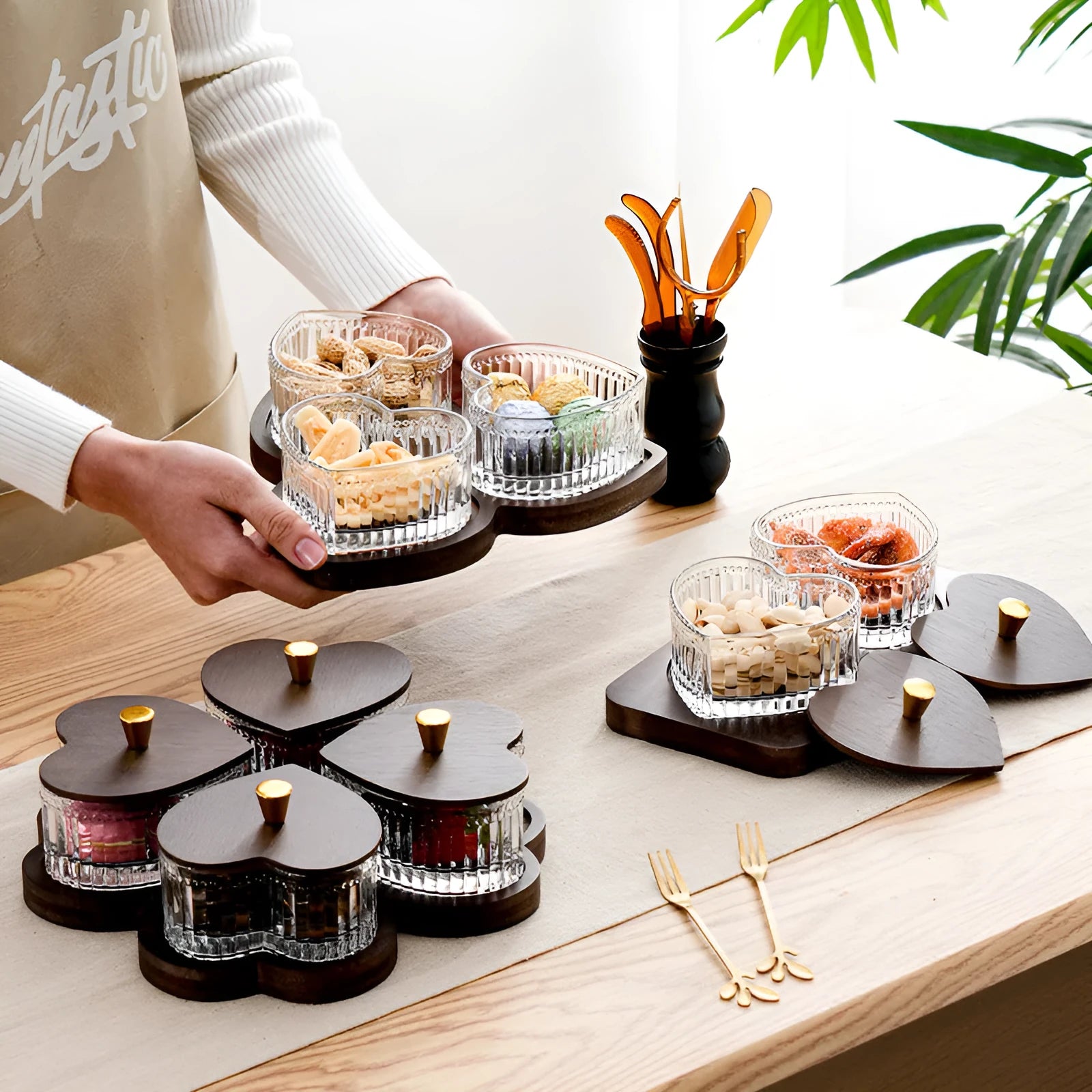 Transparent glass snack platter with heart-shaped lid showing 4-grid tray option in retro style.