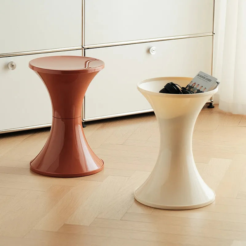 Plastic hourglass-shaped shoe changing stool in selected colour, low height seat for children, adults, elderly.