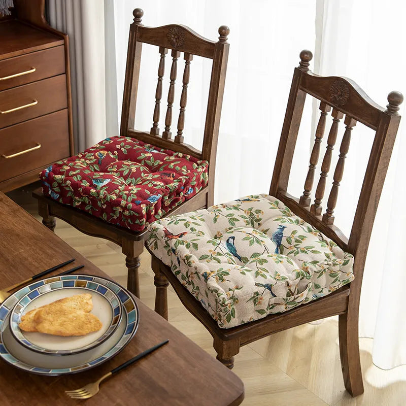 American-style square dining chair cushion with floral pattern, measuring 40cm by 40cm with 8cm thick filling
