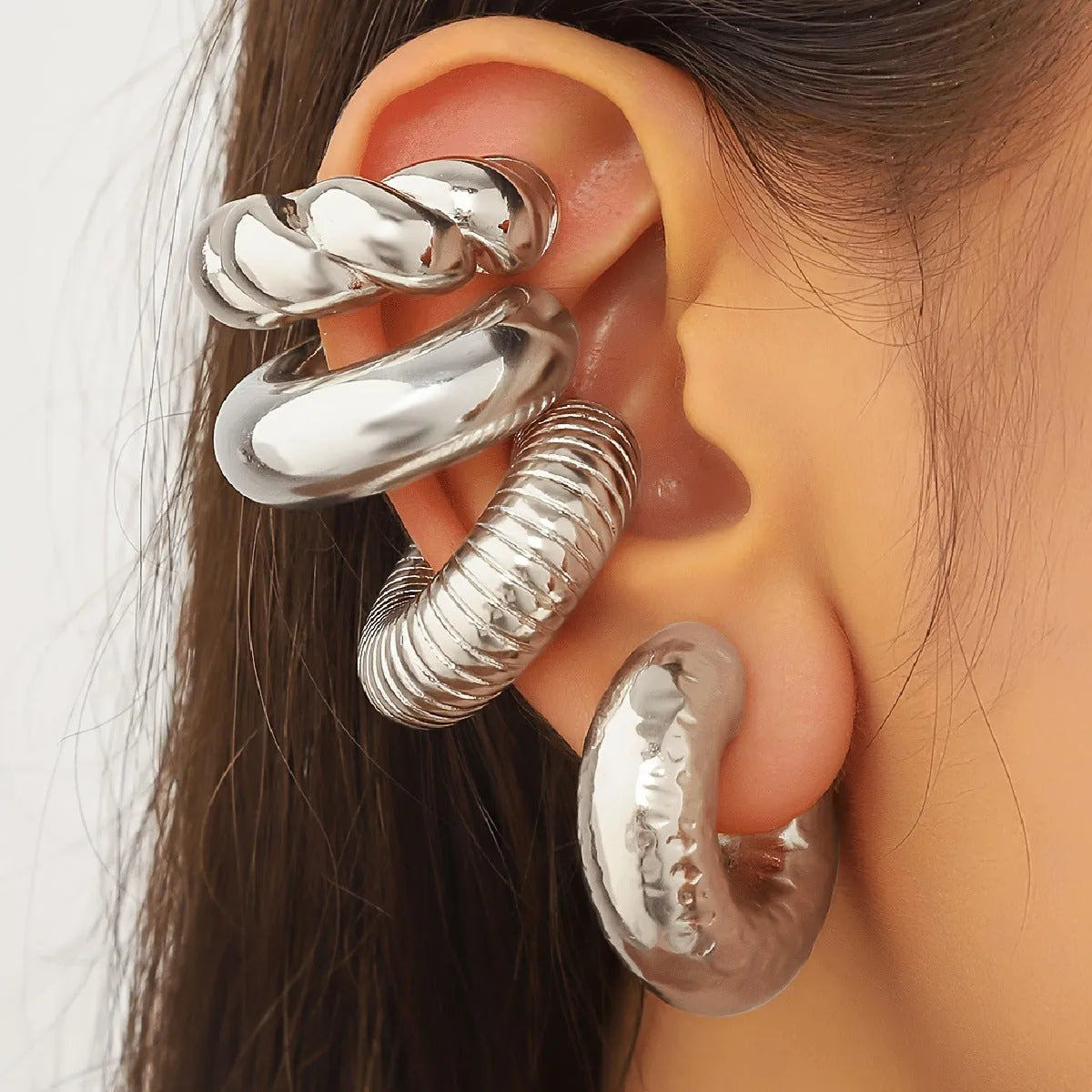 Set of four geometric non-pierced clip earrings for women in gold or silver ins style