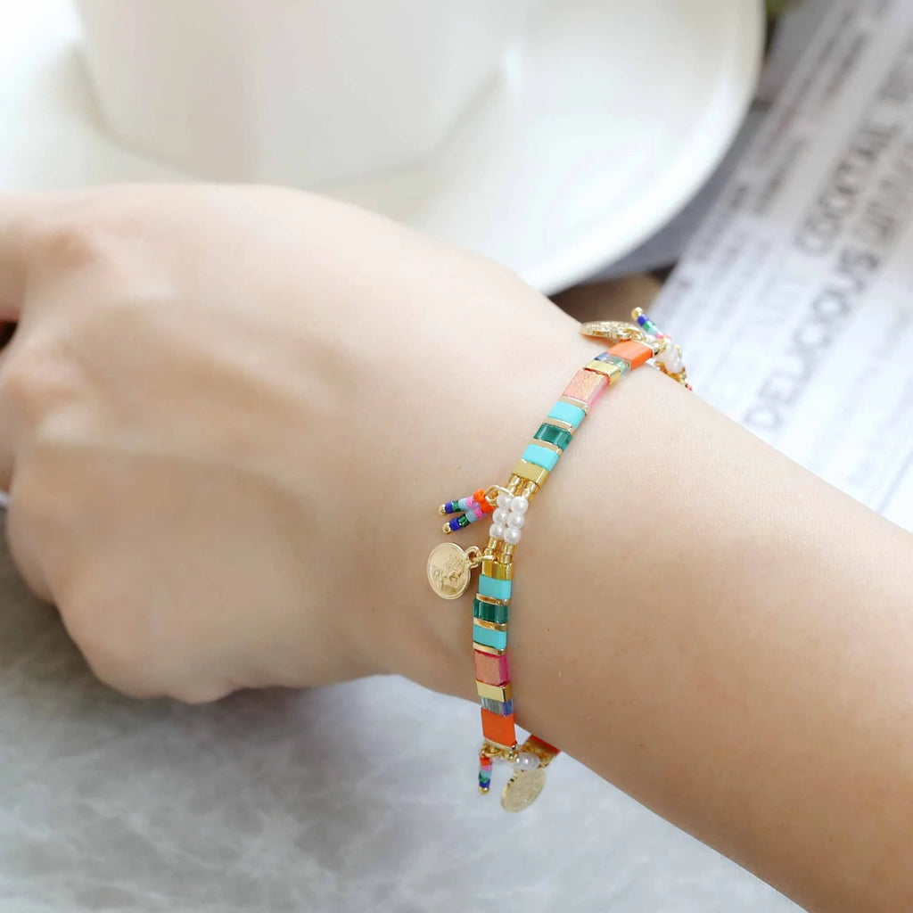 Women's handmade glass pearl beaded bracelet in original design with imitation pearl materials