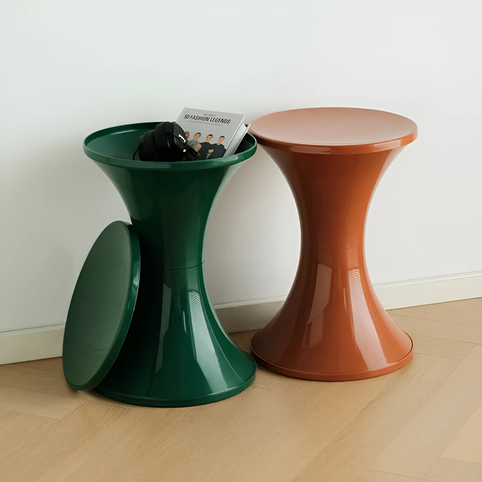 Plastic hourglass-shaped shoe changing stool in selected colour, low height seat for children, adults, elderly.