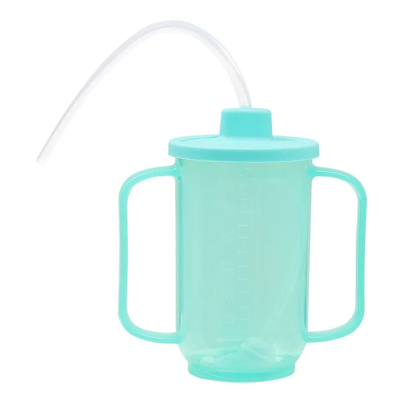 Adult choke-proof drinking cup with handle and lid in PP material for elderly and pregnancy care