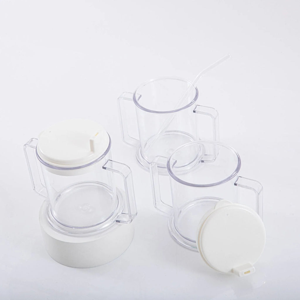 Transparent spill-proof drinking cup with solid colour finish and modern design