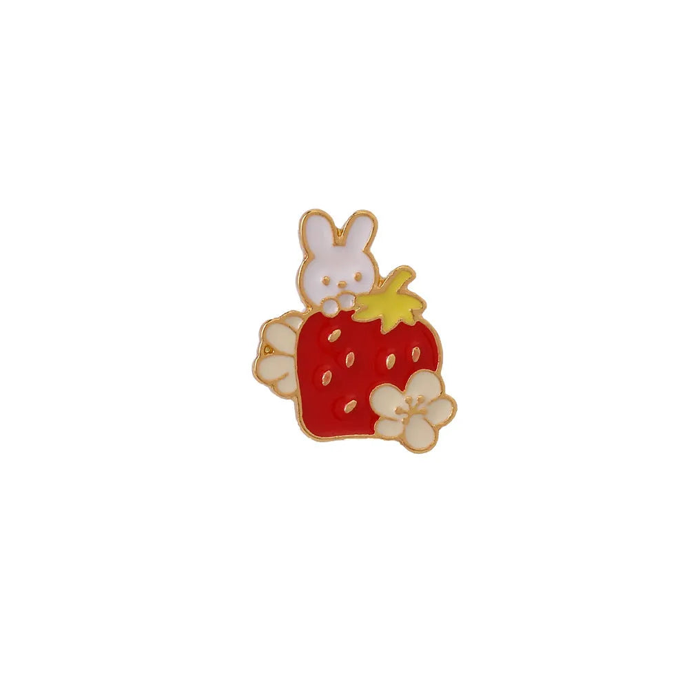 Alloy metal brooch with cat strawberry cake and dripping oil design in five colour options