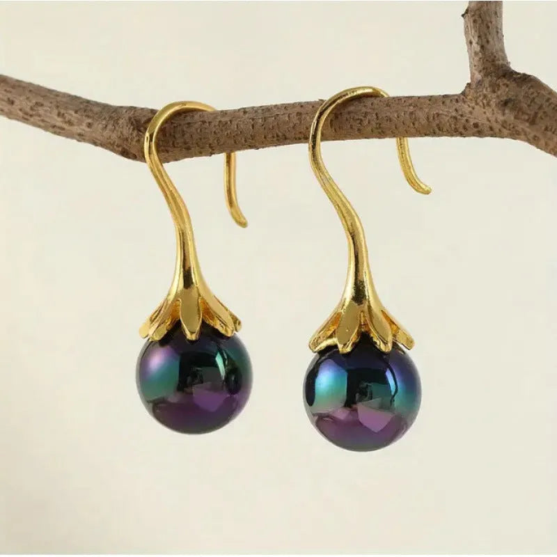 Gold electroplated retro fashion women's earrings with personalised creative design