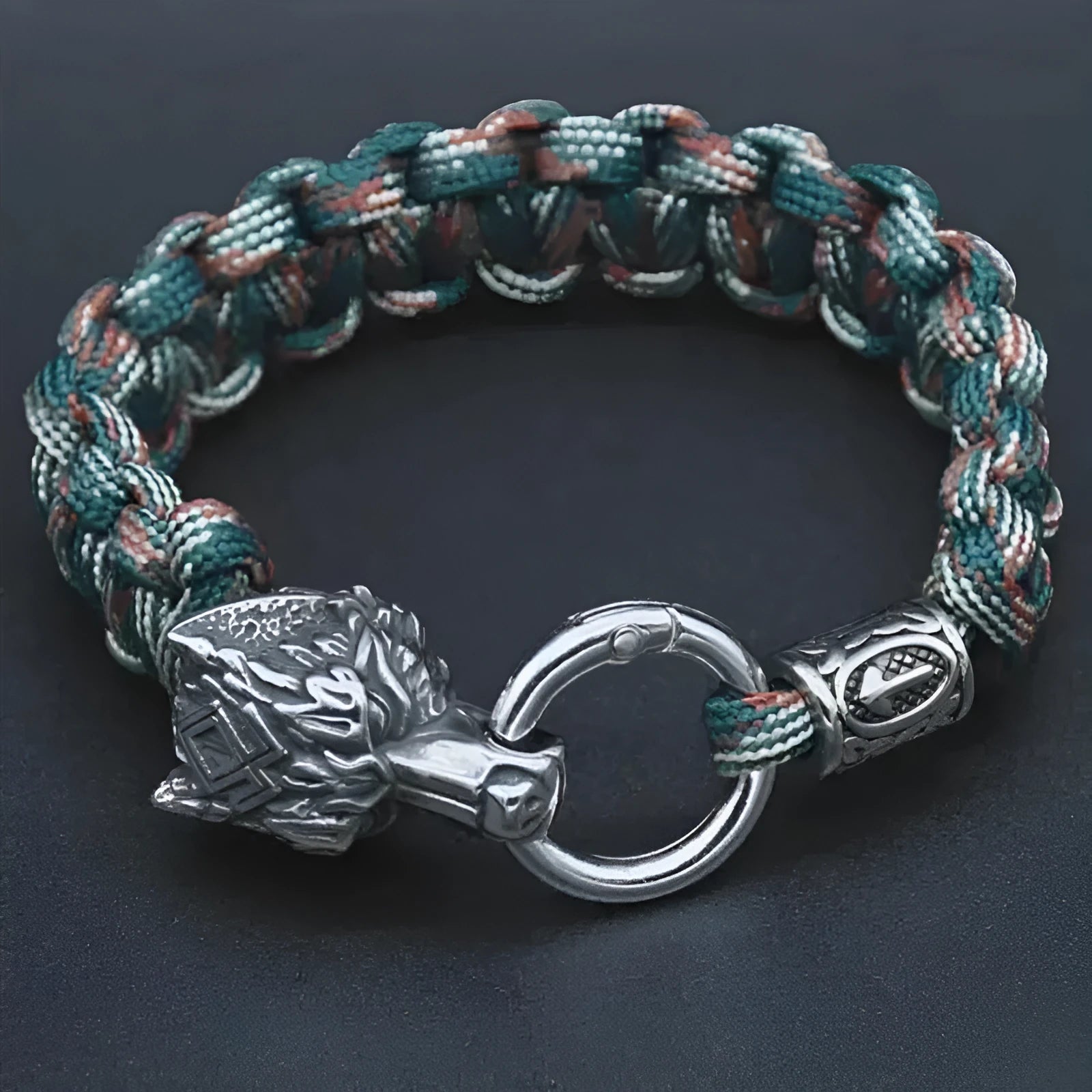 Handmade stainless steel wolf head bracelet with Luen character in camouflage colour