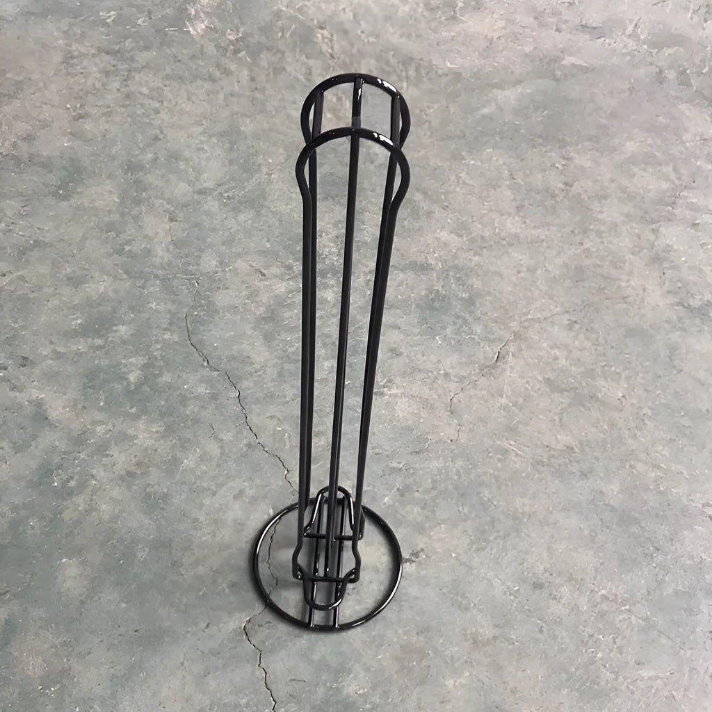 Wrought iron coffee capsule storage rack with capacity for 20 pods in silver or black finish