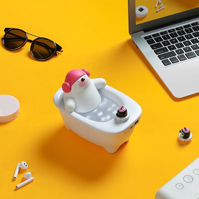 White USB-powered creative air humidifier with 550ml water tank on desk