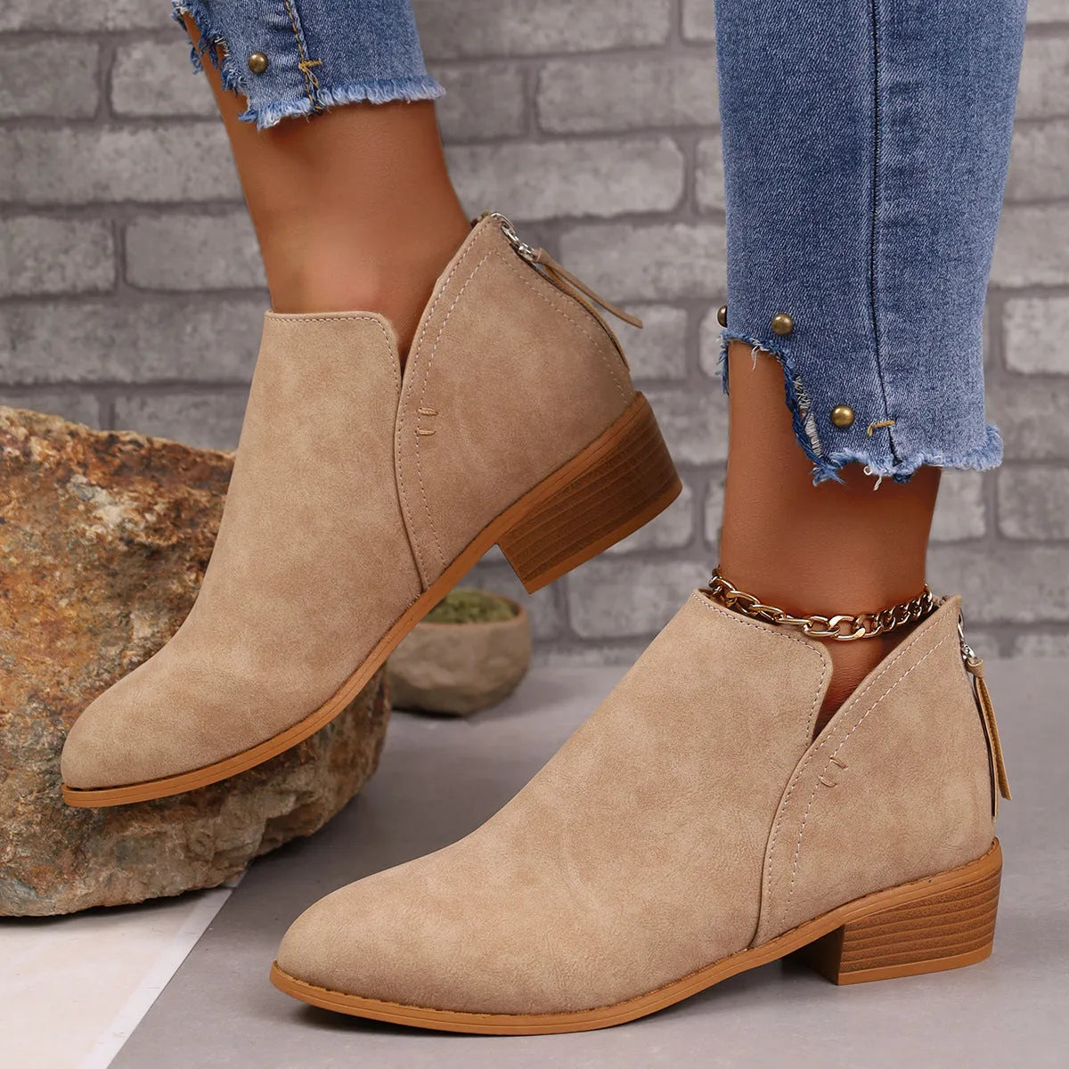 Chunky heel pointed toe ankle boots with V-cut design for women, in khaki colour, side view