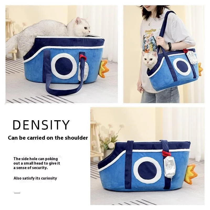 Short plush shoulder pet carrier bag in cartoon pattern colours for cats or small dogs