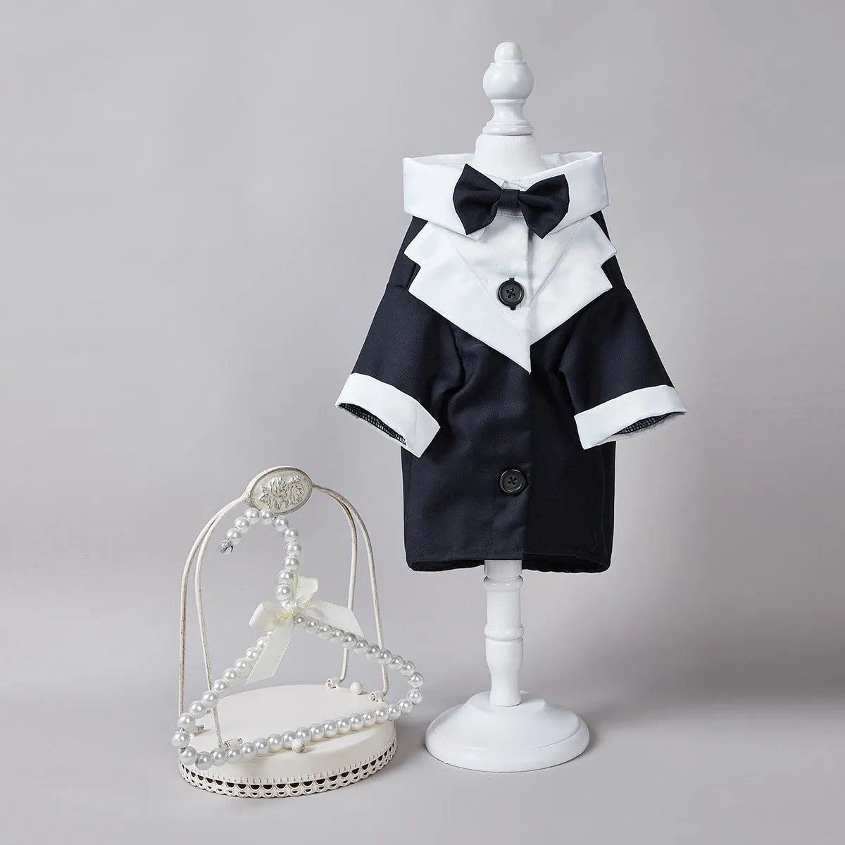 Chinese-style four-legged gentleman wedding suit for dogs in polyester fabric