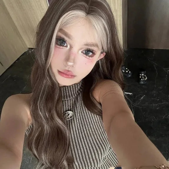 Long curly synthetic wig with grey golden highlights and straight lace front design