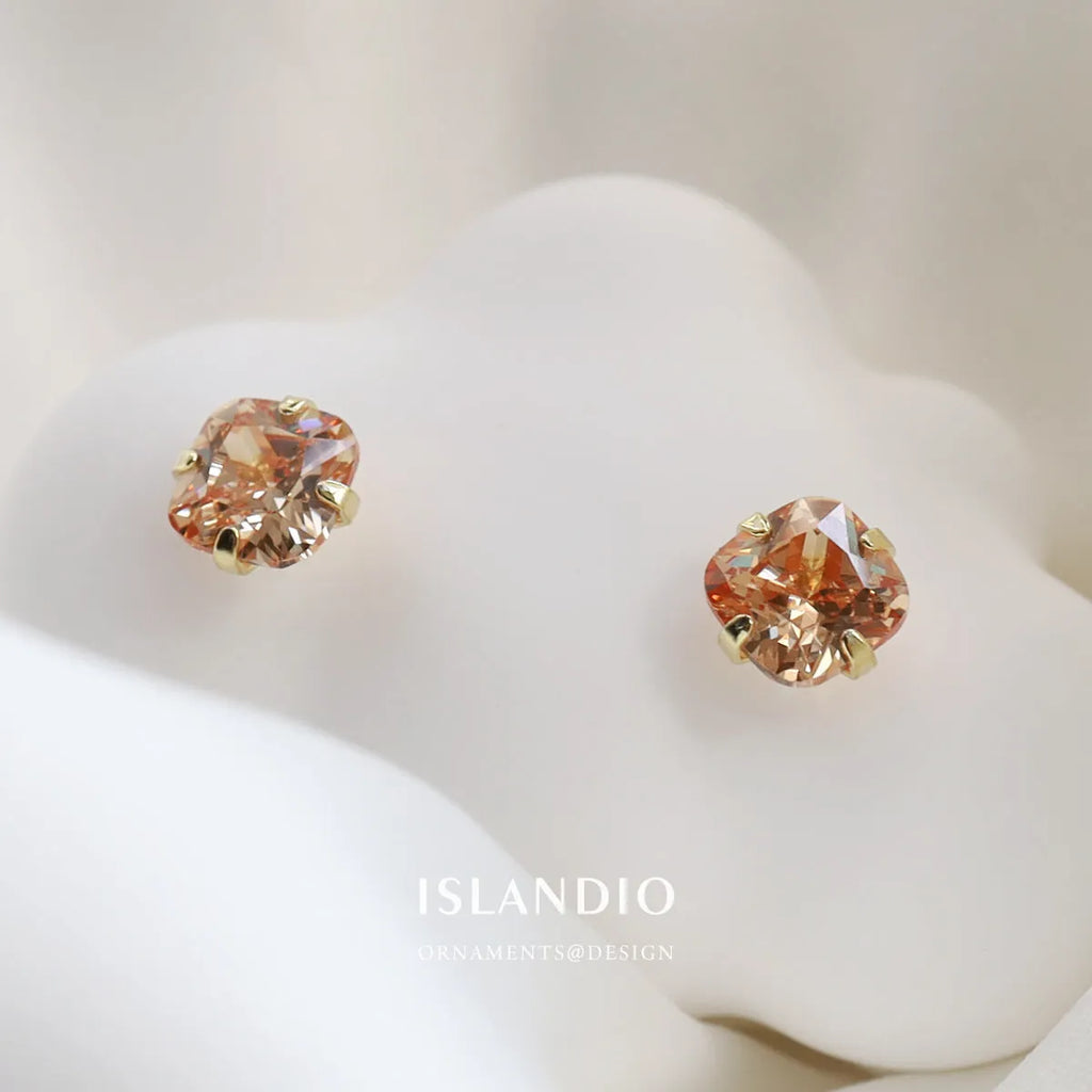 Citrine gemstone 925 sterling silver stud earrings with geometric cube sugar cut in champagne diamond gold colour