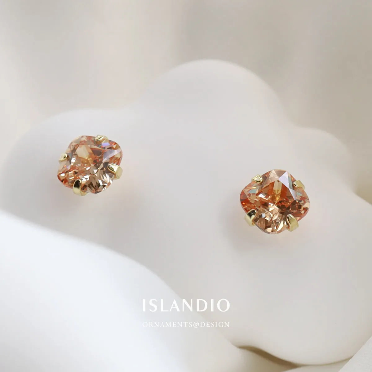 Citrine gemstone 925 sterling silver stud earrings with geometric cube sugar cut in champagne diamond gold colour